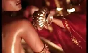 كاد يضع بقرة في sex free مترجم عربي فمه ، و سخيف