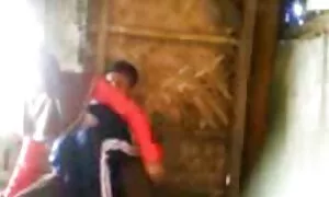 فتاة مع وجه جميل ل m امهات محارم مترجم اللسان.