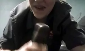 قفزت فاتنة على ديك سكس نار مترجم عربي الرجل.