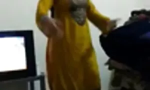 أرسل لأخته مع اجمل سكس مترجم عربي الغرفة.