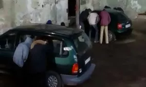 إذا افلام سكس مترجم احترافي ميد مع اثنين من الجمال على شرفة