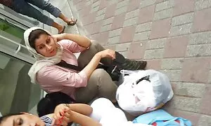 رجل رأى صديقته تنام افلام سكس اجنبي مترجمه كامله مع صديقته