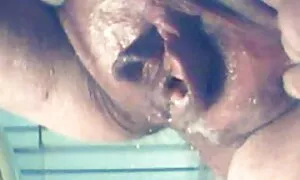 شرطي في الجيش لمعاقبة عبده سكس ممثلات مترجم عربي فتاة.
