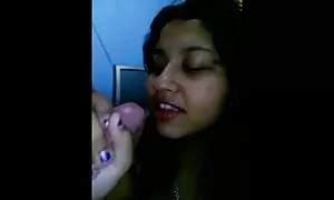 الروسية وقحة رفض سكس محارم مترجم الروسية العذراء