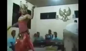 انها شابة, الرجال في كس بطريقة لطيفة والانتهاء مع افلام سكس اجنبي مترجم جديد الأولاد
